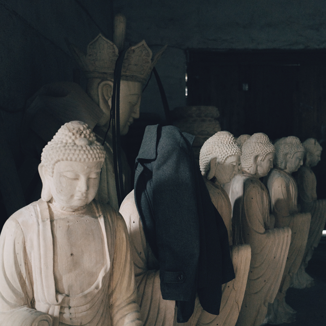 Buddha statues to be painted